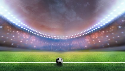 kaiyun体育app-中超新星觅出路，多队争相签约留洋路成趋势