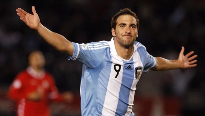 开云APP-传奇老将再书写巅峰时刻